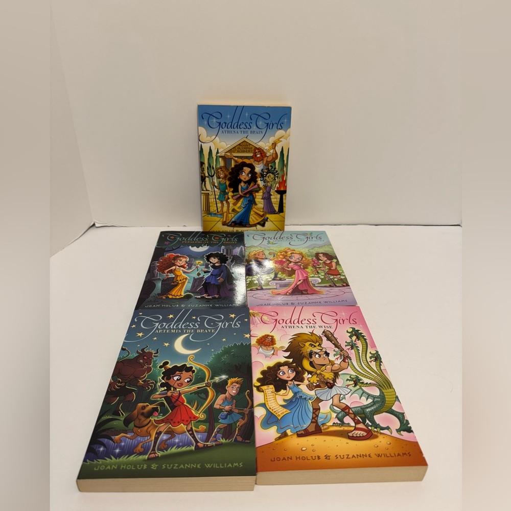 Goddess Girls Book Set for Kids by Joan Hulub & Suzanne Williams Lot of 5